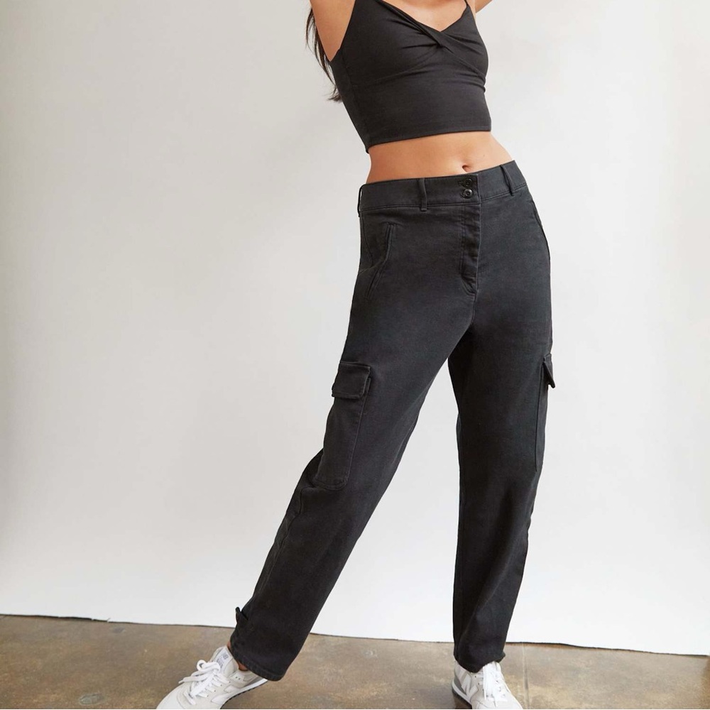 Wilfred Free Aritzia Black High Rise Utility Cargo Pant US8 Classic Contemporary - Picture 4 of 14